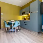 Housmart Emilia Levante 98 * Μπολόνια