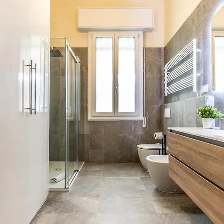Housmart Emilia Levante 98 Apartman *