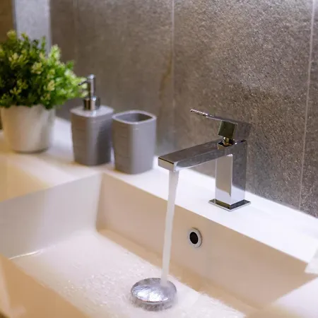 Housmart Emilia Levante 98