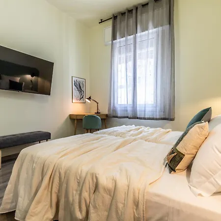 Housmart Emilia Levante 98 Apartman