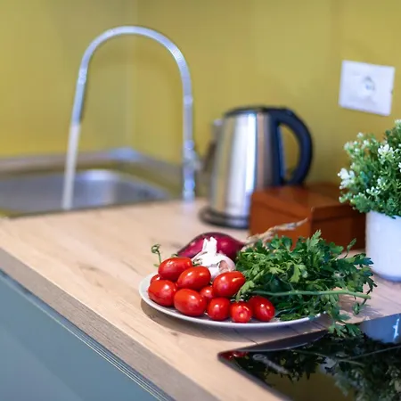 Housmart Emilia Levante 98 Appartement